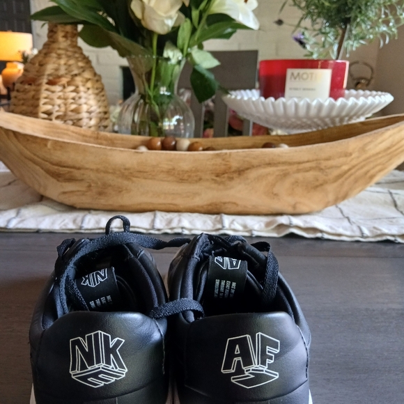 Nike Air Force One Woman Size 8.5 Luke New - Picture 4 of 6